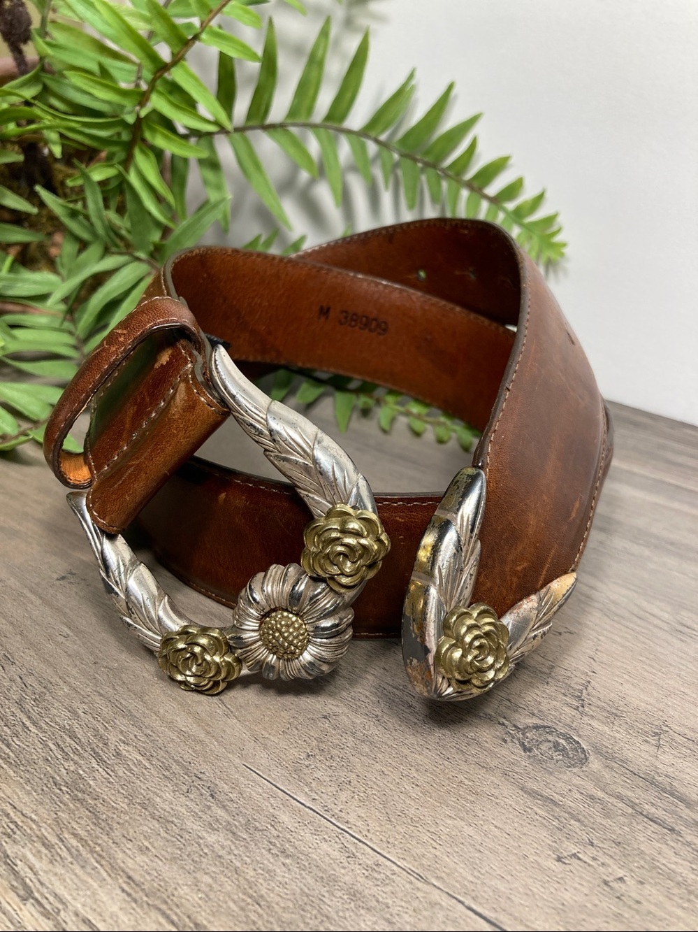 Vintage Brighton Leather Belt With Ornate Floral Buckle Size M